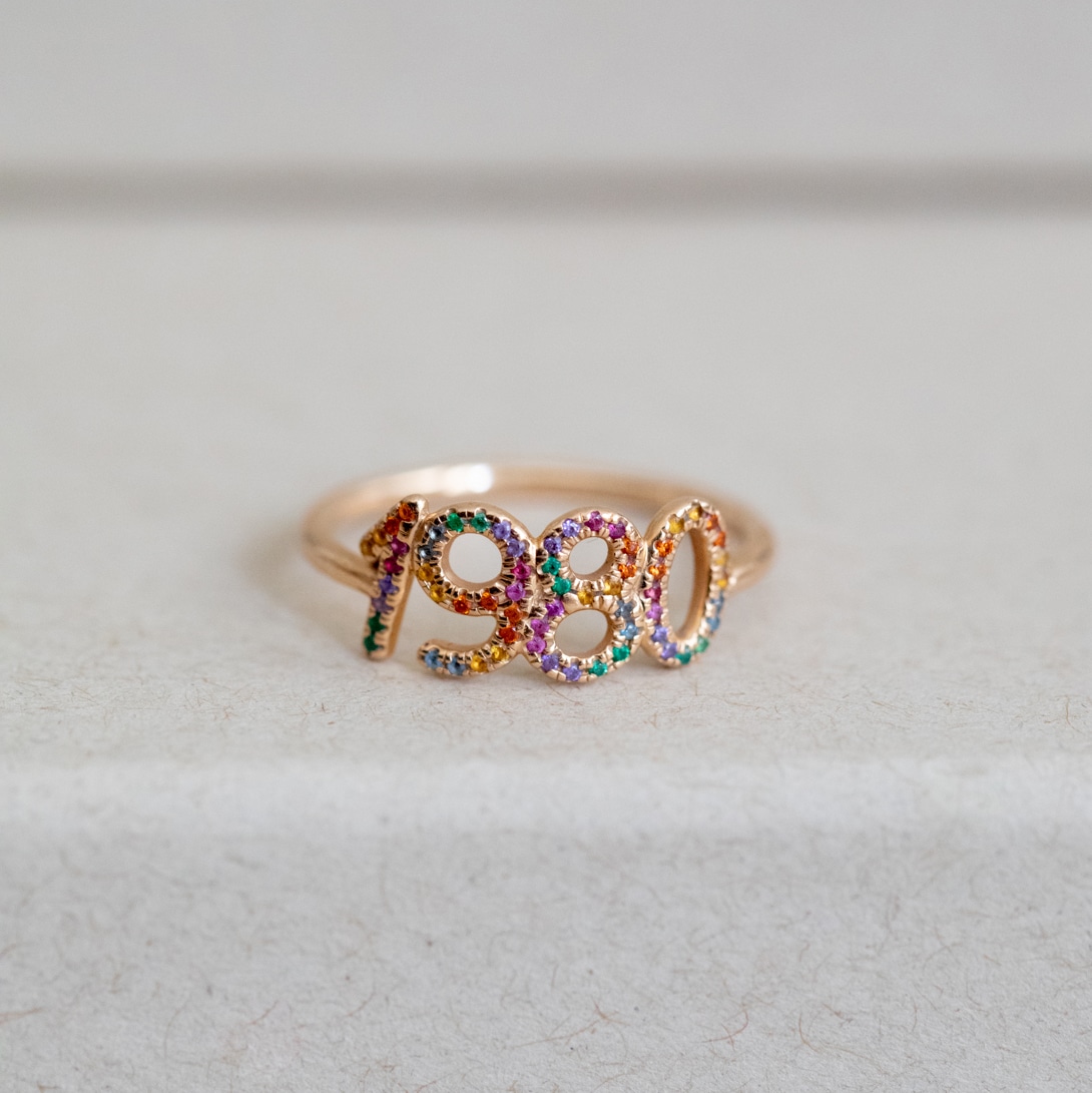personalized_ring_year_theajewelry