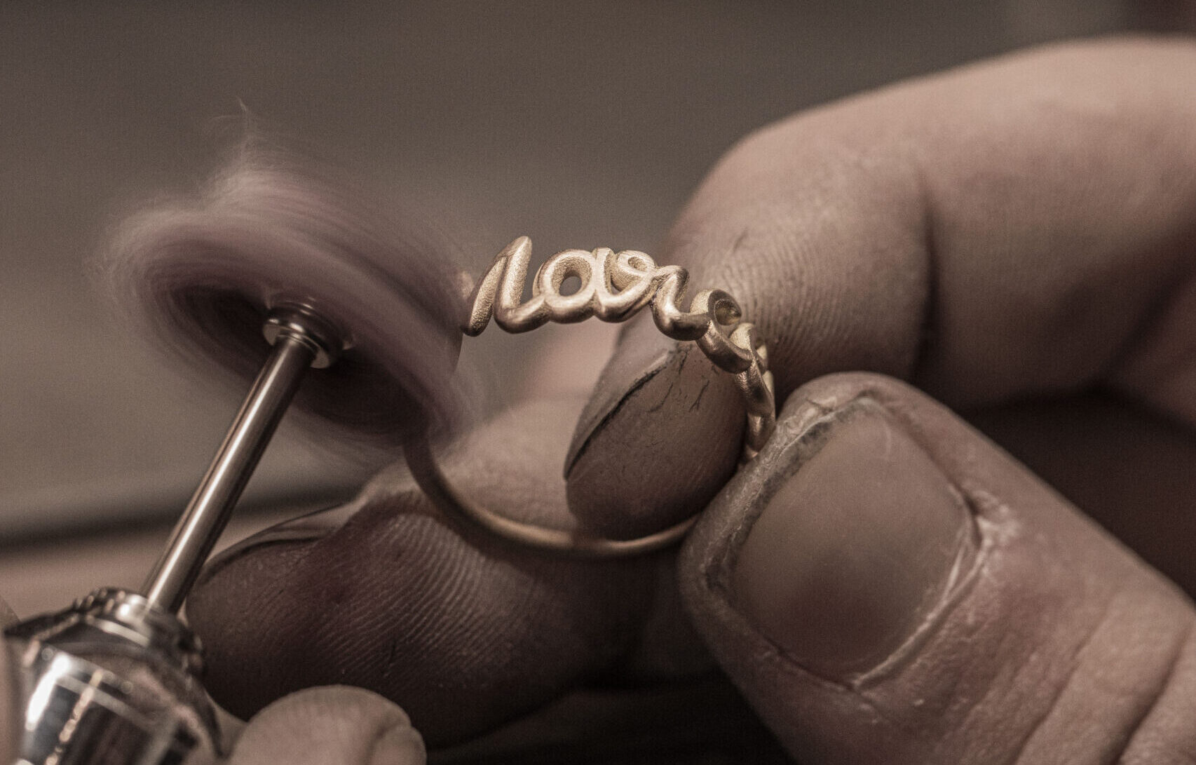 creation process, custom jewelry, personalized jewelry, customizable jewelry, french jewelry designer, thea jewelry